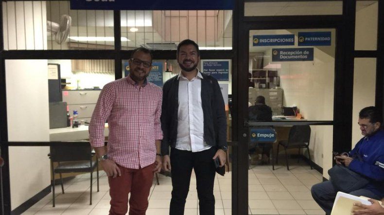 Pareja gay casada en Colombia tramita inscripción de matrimonio en Costa Rica