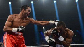 Cubano Hernández defiende su título mundial crucero