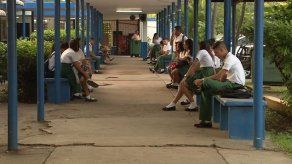 Colegio Richard Neumann convoca reunión este lunes con padres de familia por paro docente