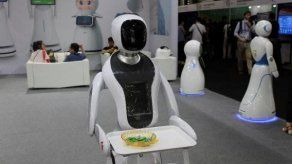 Alibaba presenta un robot para atender a los huéspedes en los hoteles