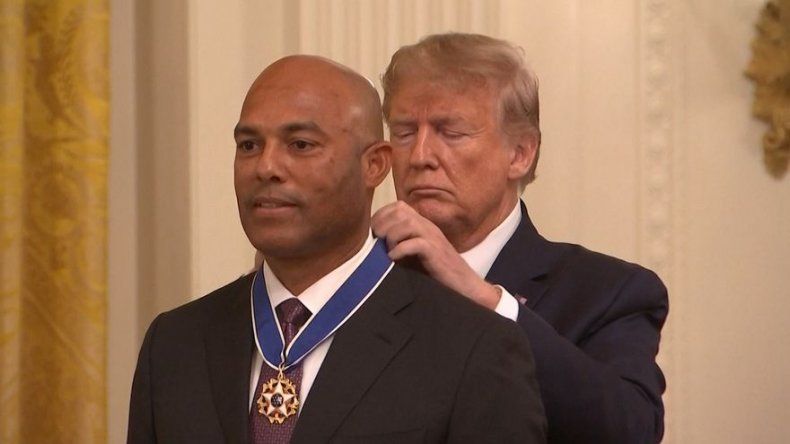 Donald Trump condecora a Mariano Rivera con la Medalla Presidencial de la Libertad