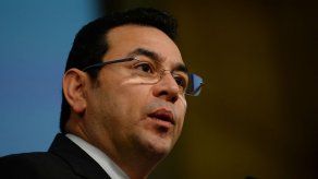 Fiscalía en Guatemala pide retirar inmunidad a presidente Jimmy Morales