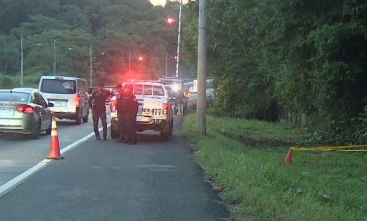 Encuentran una osamenta en la Vía Centenario