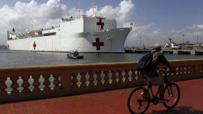 Barco hospital Comfort se abastecerá el lunes con ayuda médica para P.Rico