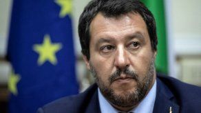 Fiscalía italiana confirma investigación contra ministro de Interior por crisis migratoria