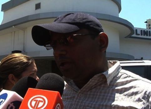 Hemana de diputado Pineda continúa en cuidados intensivos