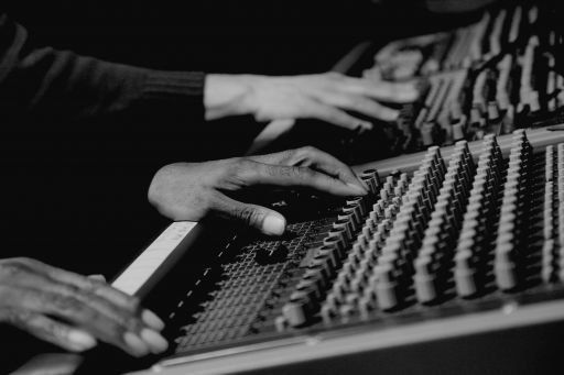 Arte multimedia y música electrónica aunados en festival único en Europa