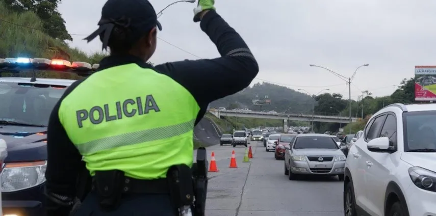 Continua inversión de Carriles por devotos de Atalaya