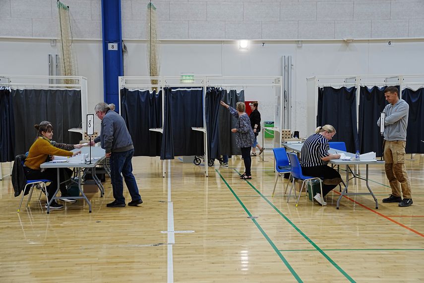 Unos 4.2 millones de votantes daneses son elegibles para emitir su voto en el referendo.