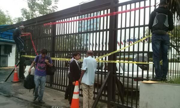 Tras iniciadas las sesiones extraordinarias, se registran protestas afuera de la Asamblea