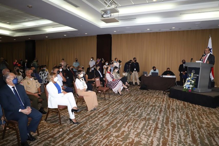 Defensor del Pueblo resalta trabajo con el Ministerio de Gobierno en centros penitenciarios