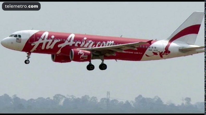 AirAsia pierde el contacto con un avión con 162 personas a bordo en Indonesia