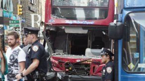 Accidente de autobuses en NY; al menos 13 heridos