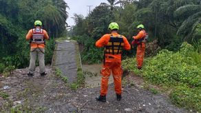 SINAPROC informa del colapso de un puente en Barú SINAPROC informa del colapso de un puente en Barú
