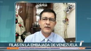 Arena explica largas filas en la Embajada de Venezuela en Panamá