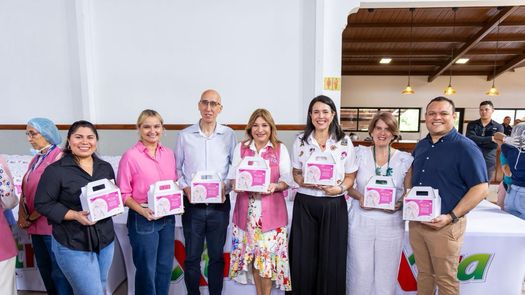 Supermercados Xtra reafirma su compromiso con pacientes&nbsp; y familiares del Instituto Oncológico Nacional.