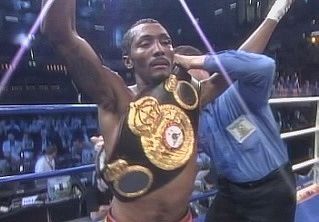Anselmo Chemito Moreno campeón mundial de Peso Gallo