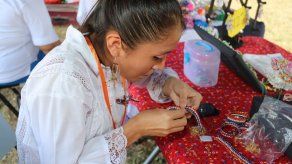 Con apoyo de la UE panameños se capacitan para asesorar en exportación de artesanías