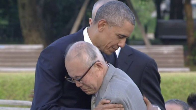 Obama hace histórica visita a Hiroshima y pide un mundo sin armas nucleares
