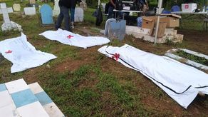 Las exhumaciones por peritos del Ministerio Público se realizaron en el cementerio de Monte Esperanza, provincia de Colón.