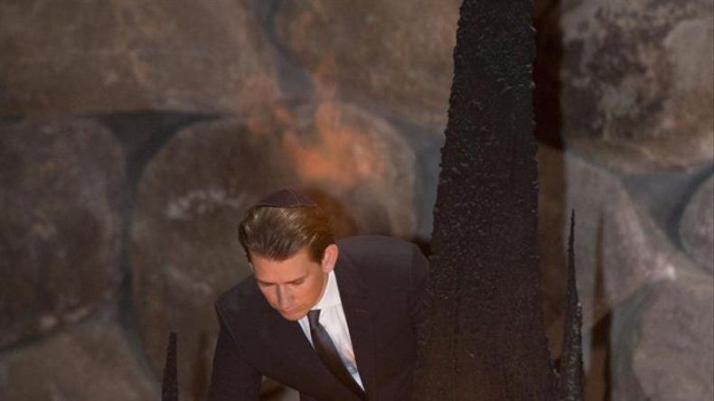 Israel conmemora el Día del Holocausto con el encendido de seis antorchas