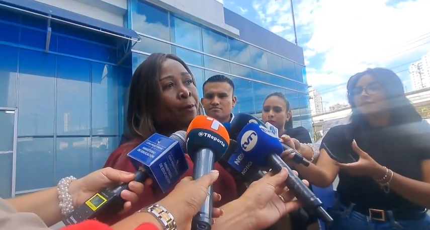 Presentan denuncia penal contra funcionarios por cobro ilegal en el MEDUCA