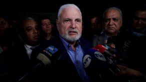 La fecha de la audiencia para el caso pinchazos por que se le acusa al expresidente Ricardo Martinelli sigue fija para el 22 de junio.