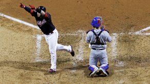 Kluber y Pérez hacen historia y dan ventaja a los Indios