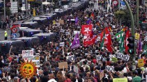 Españoles toman calles en protesta por austeridad