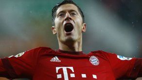 FIFA abre expediente contra Rumania por petardo