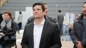 Bolsonaro dice que juez Moro será el norte que guiará combate a la corrupción