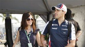 Hamilton registra tiempo más veloz en prácticas de FI en Malasia