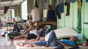 Presidente de Costa Rica llevará caso de migrantes cubanos a cumbre regional