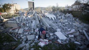 Israel tiran abajo casas de 2 supuestos agresores palestinos