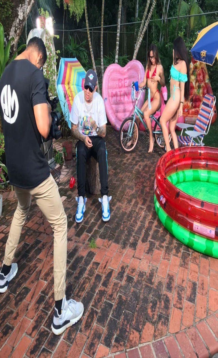 Imagen publicada por Franciskao durante la grabación del vídeo musical que estaba preparando.