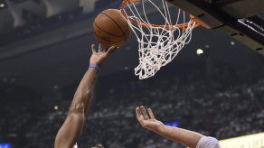 Wizards vencen a Raptors en tiempo extra en playoffs