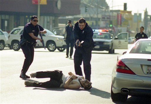 Ejecutivo de disquera muere tras tiroteo en Hollywood