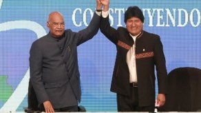 India ofrece 100 millones de dólares que Bolivia invertirá contra el cáncer