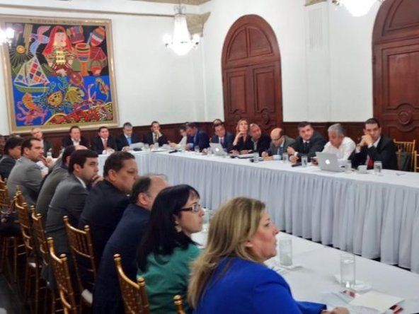 Descentralización funcionará si gobierno se enfoca en funciones y recursos
