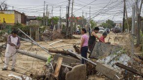 Tormenta tropical Lidia azota Baja California; 4 muertos
