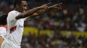 Paraguayo Benítez defiende al panameño Tejada por falta de gol en Toluca