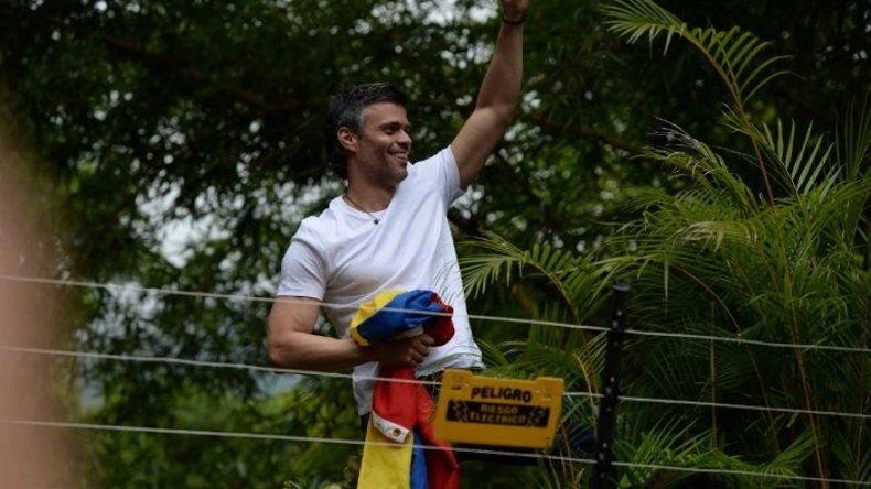 Leopoldo López plantea como prioridad rescatar las instituciones democráticas