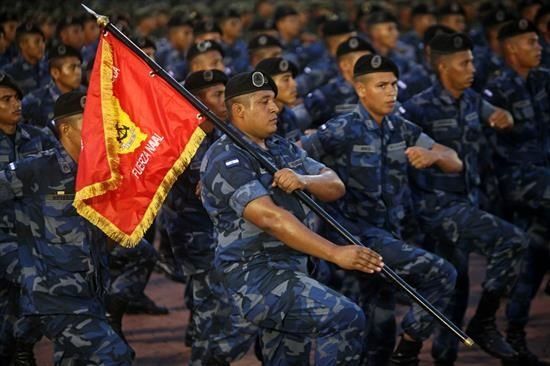 Nicaragua celebró el 35 aniversarios del Ejército con desfile militar