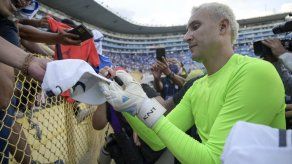 Keylor Navas y un gran gesto con refugiados ucranianos en su casa