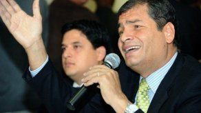 Ecuador: entra en vigor ley que regula trabajo de la prensa