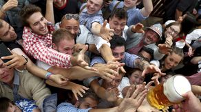 Regresa Oktoberfest a Alemania tras dos años de suspensión