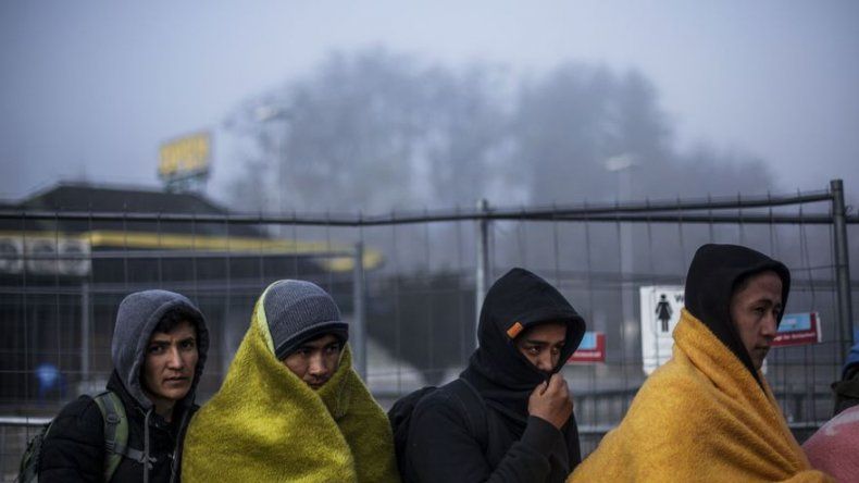 Vicecanciller de Merkel critica zonas migrantes