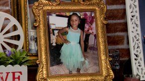 Familiares de Aderlyn Llerena conmemoran su cumpleaños número 10