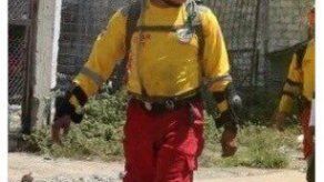 Muere bombero que trataba de rescatar a persona que cayó a un río en Honduras