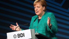 Merkel rechaza de plano la propuesta británica de relación futura con la UE